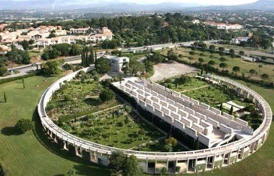 le mémorial des Guerres en Indochine