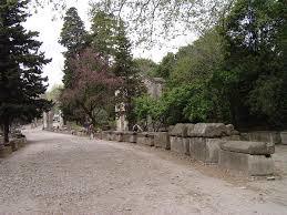 Les Alyscamps