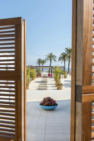 Bay Star Beach & Lounge